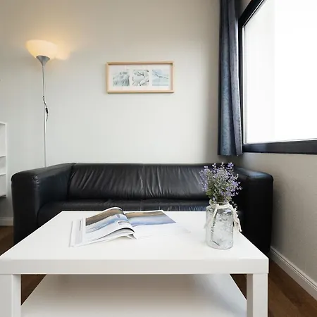 Stranddistel 4 Bootsblick *